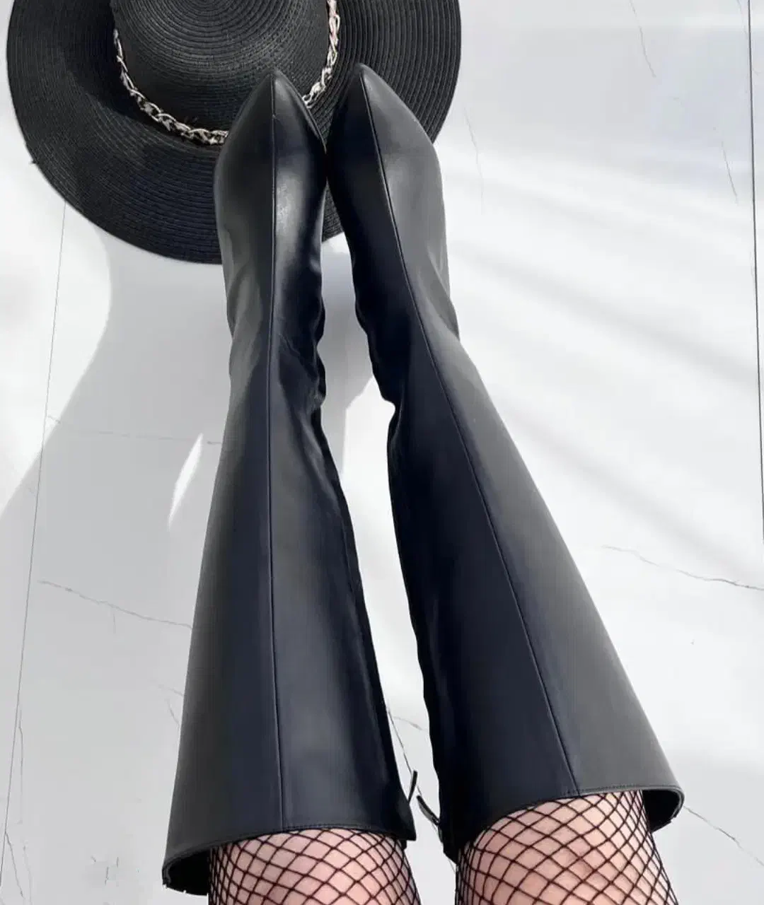 بوت بلند|کیف، کفش، کمربند|زنجان, |دیوار