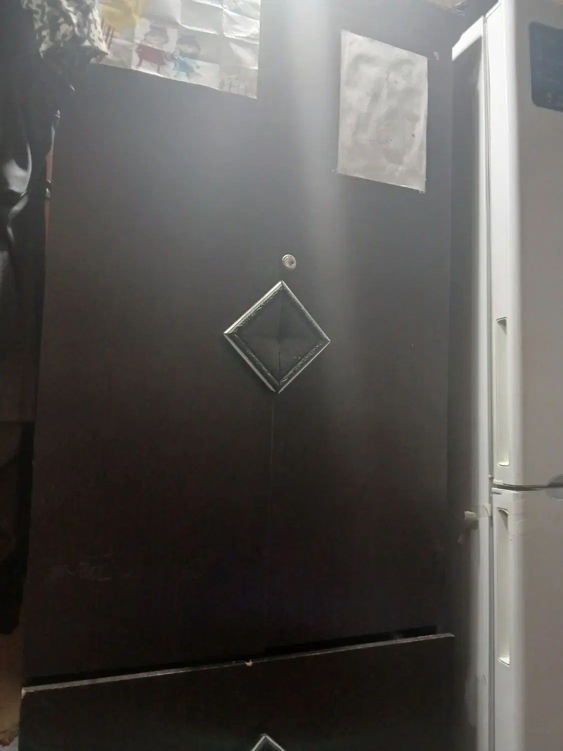 کمد|جاکفشی، کمد، دراور|اصفهان, ناژوان|دیوار