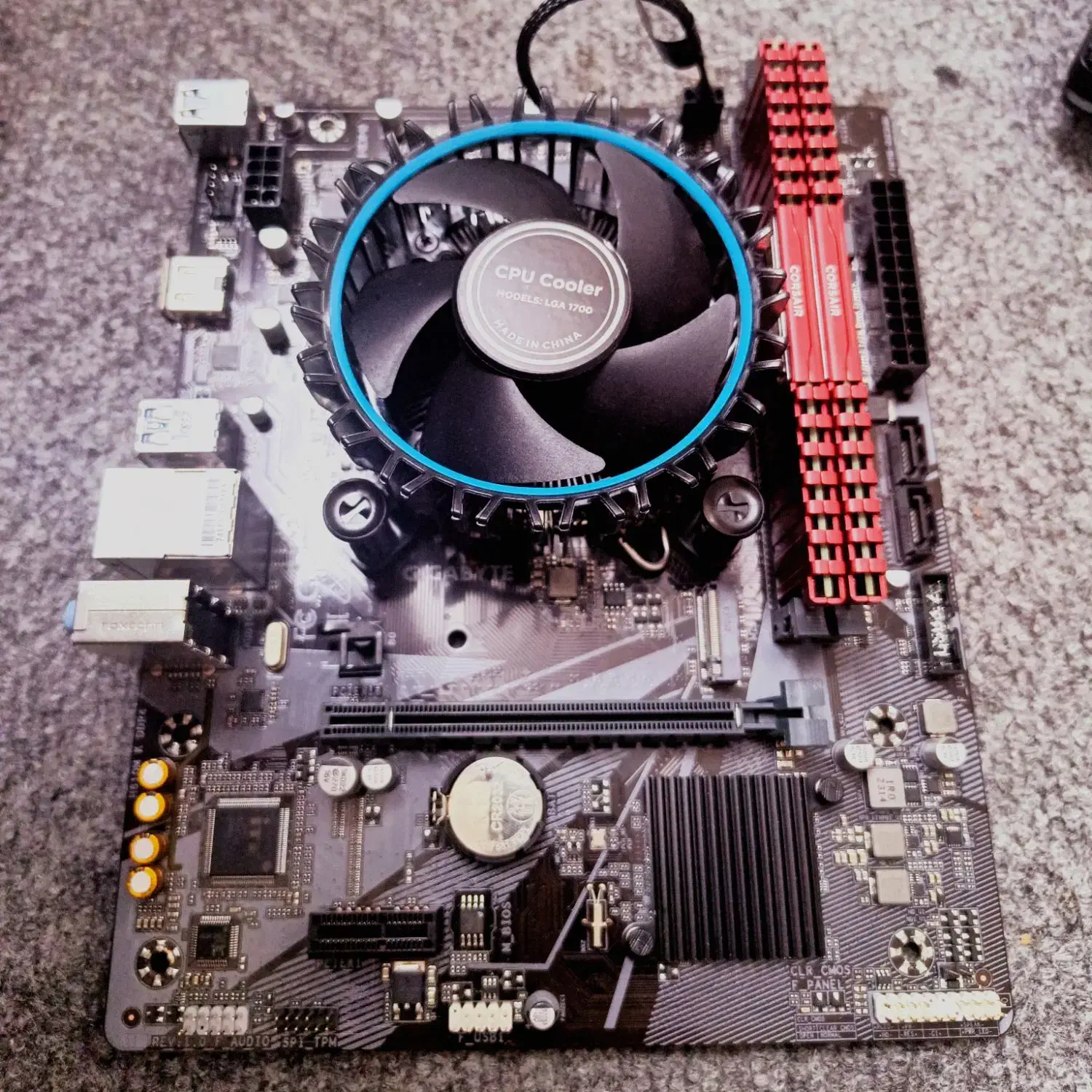 باندل مادربرد H610 - MK رم Corsair 16gb فن فابریک|قطعات و لوازم جانبی رایانه|قم, سالاریه|دیوار