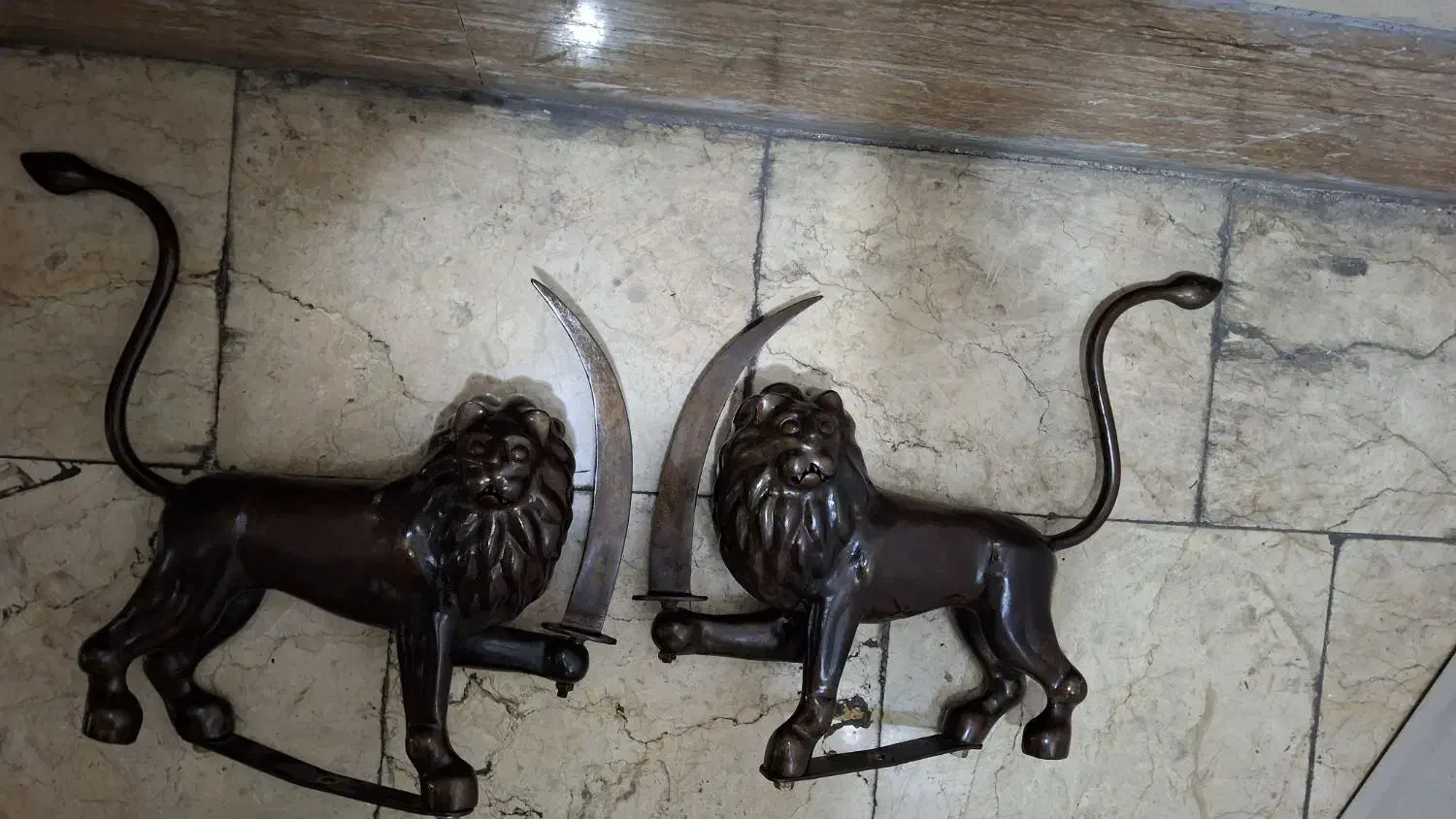 یک جفت شیر استاد جوهریان|کلکسیون اشیاء عتیقه|تهران, شادآباد|دیوار