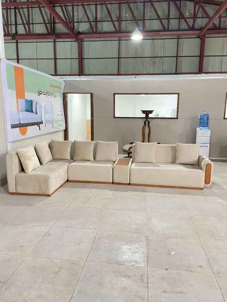 تولیدی مبل فرزام|مبلمان خانگی و میز عسلی|رشت, لاکان|دیوار