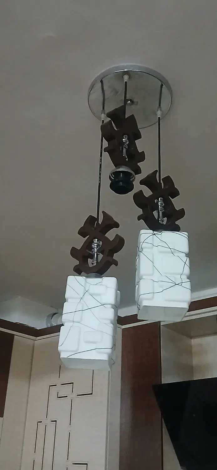 لوستر یا حباب لوستر|لوستر و چراغ آویز|همدان, |دیوار