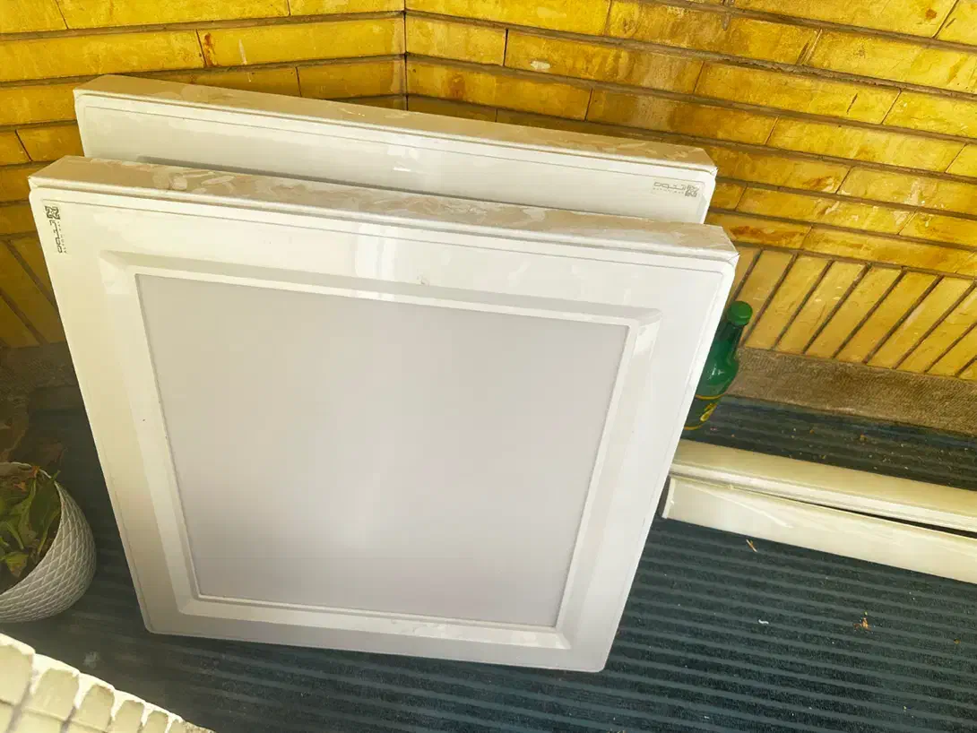 مهتابی سقفی|لامپ و چراغ|مشهد, دانشجو|دیوار