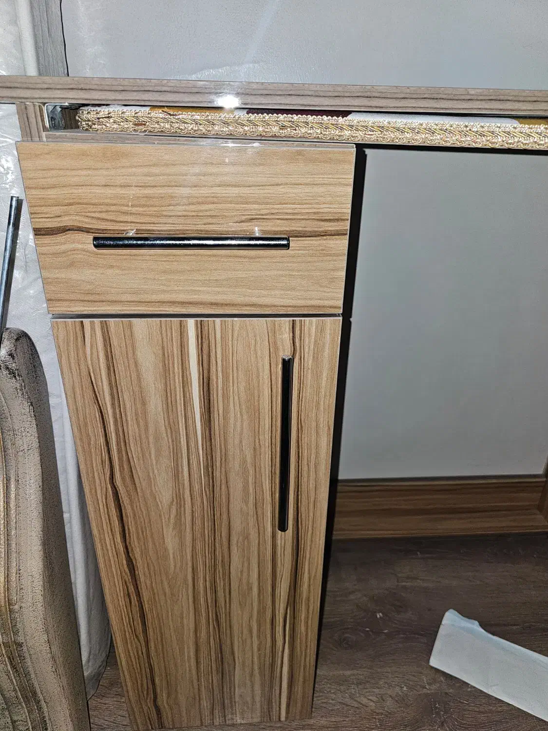 میز چرخ خیاطی و اتو|چرخ خیاطی و ریسندگی|مشهد, زمرد|دیوار