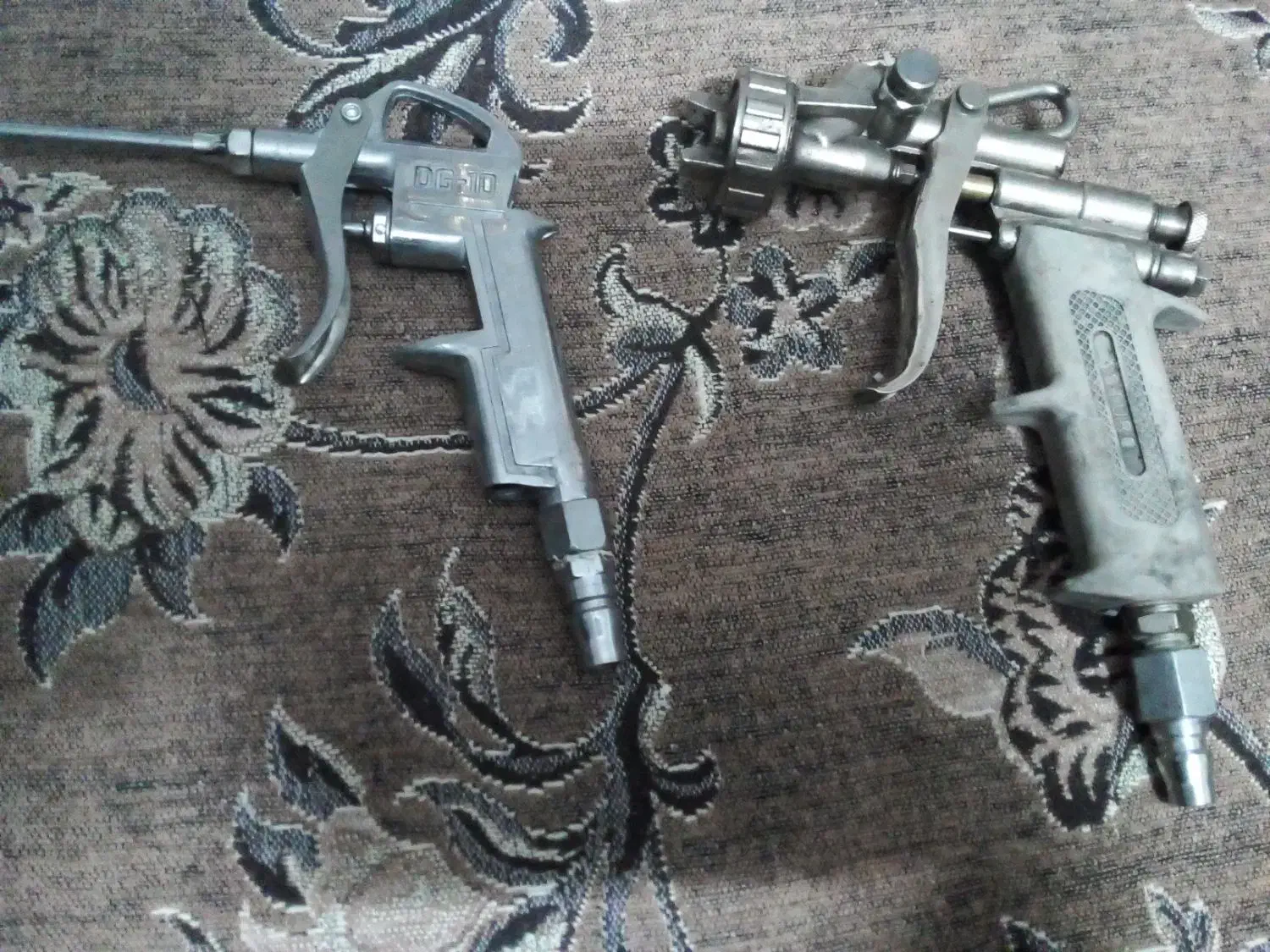 پمپ وپیسولت قدیمی|کلکسیون اشیاء عتیقه|اندیشه, اندیشه فاز ۱|دیوار