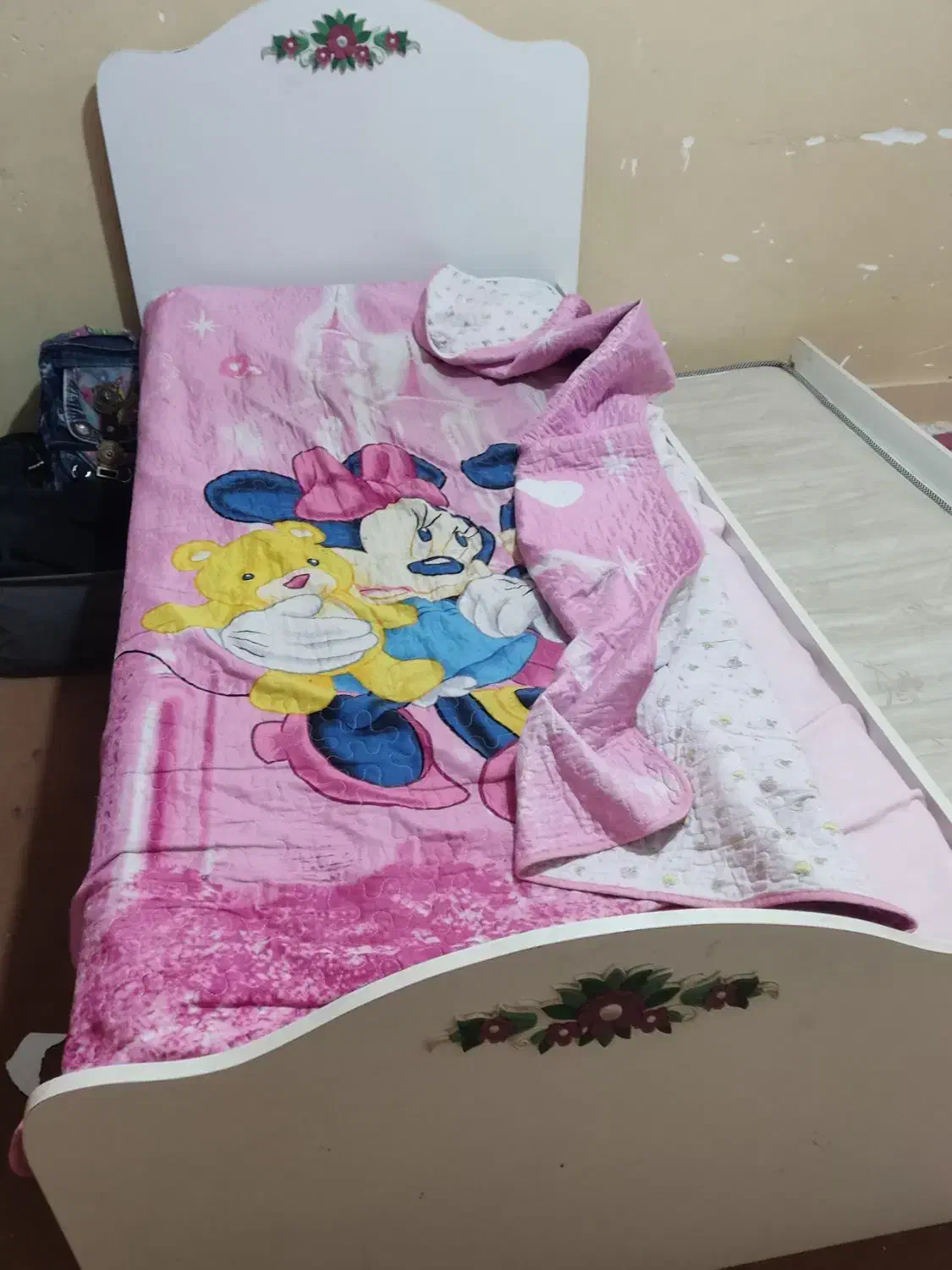 دو تخت نوجوان|تخت و سرویس خواب|بیرجند, |دیوار