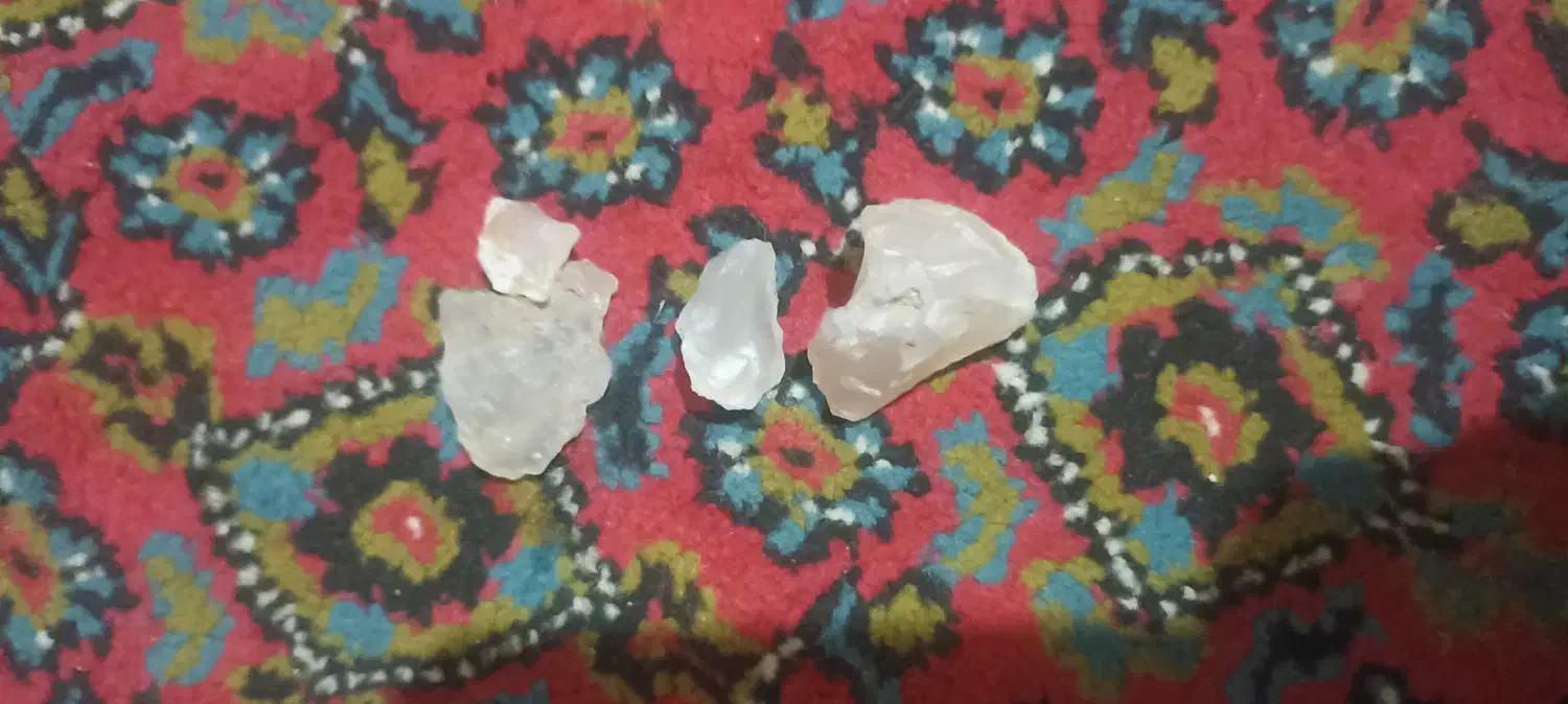 سنگ عقیق و شفاف|کلکسیون اشیاء عتیقه|مراغه, |دیوار