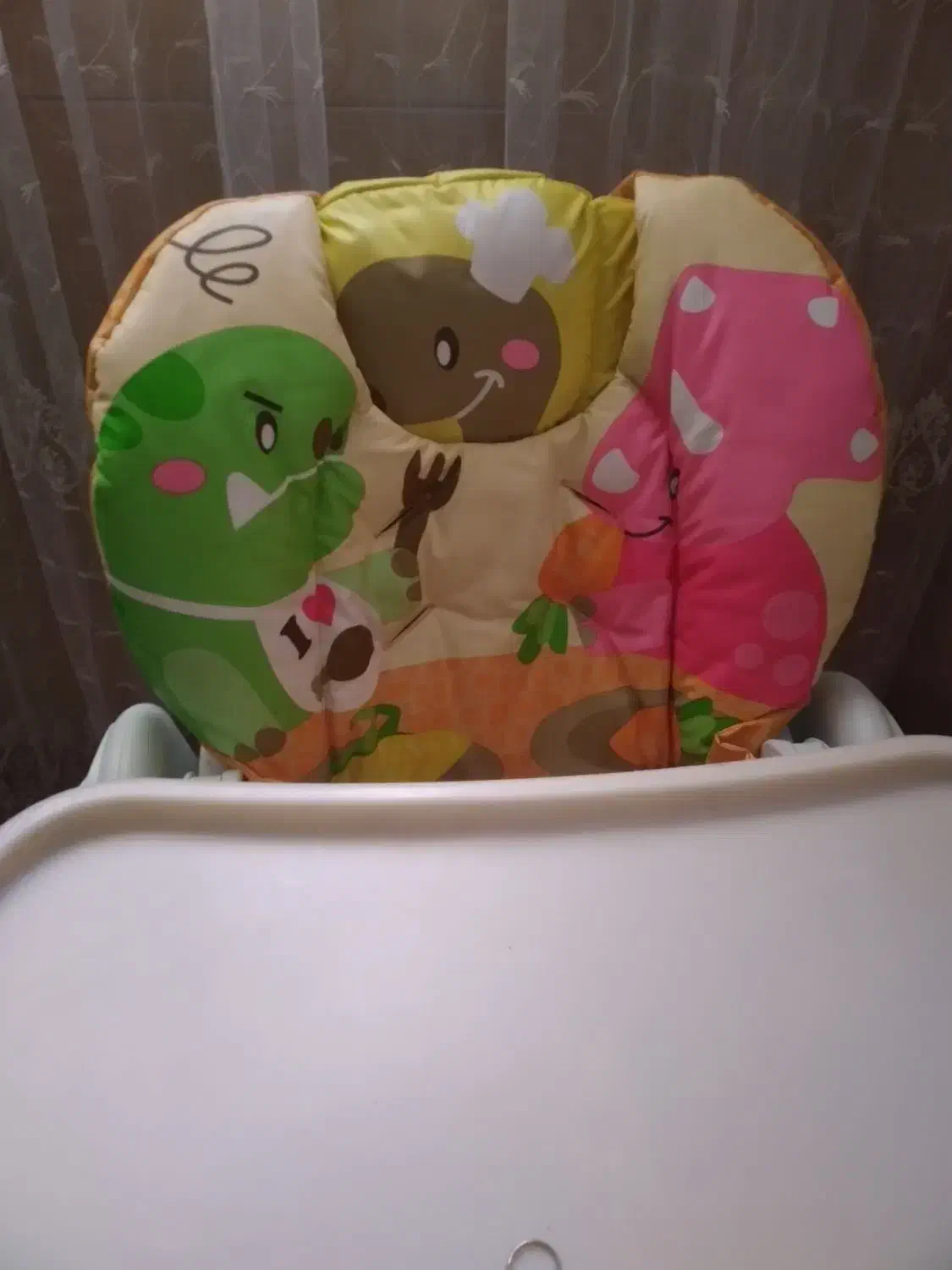 میز غذا|تخت و صندلی بچه|قم, شاد قلی|دیوار