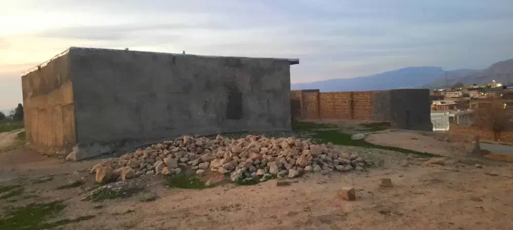 فروش خانه ویلایی ۱۴۰ متری ۱ خوابه روستای سوری لکی|فروش خانه و ویلا|کوهدشت, |دیوار
