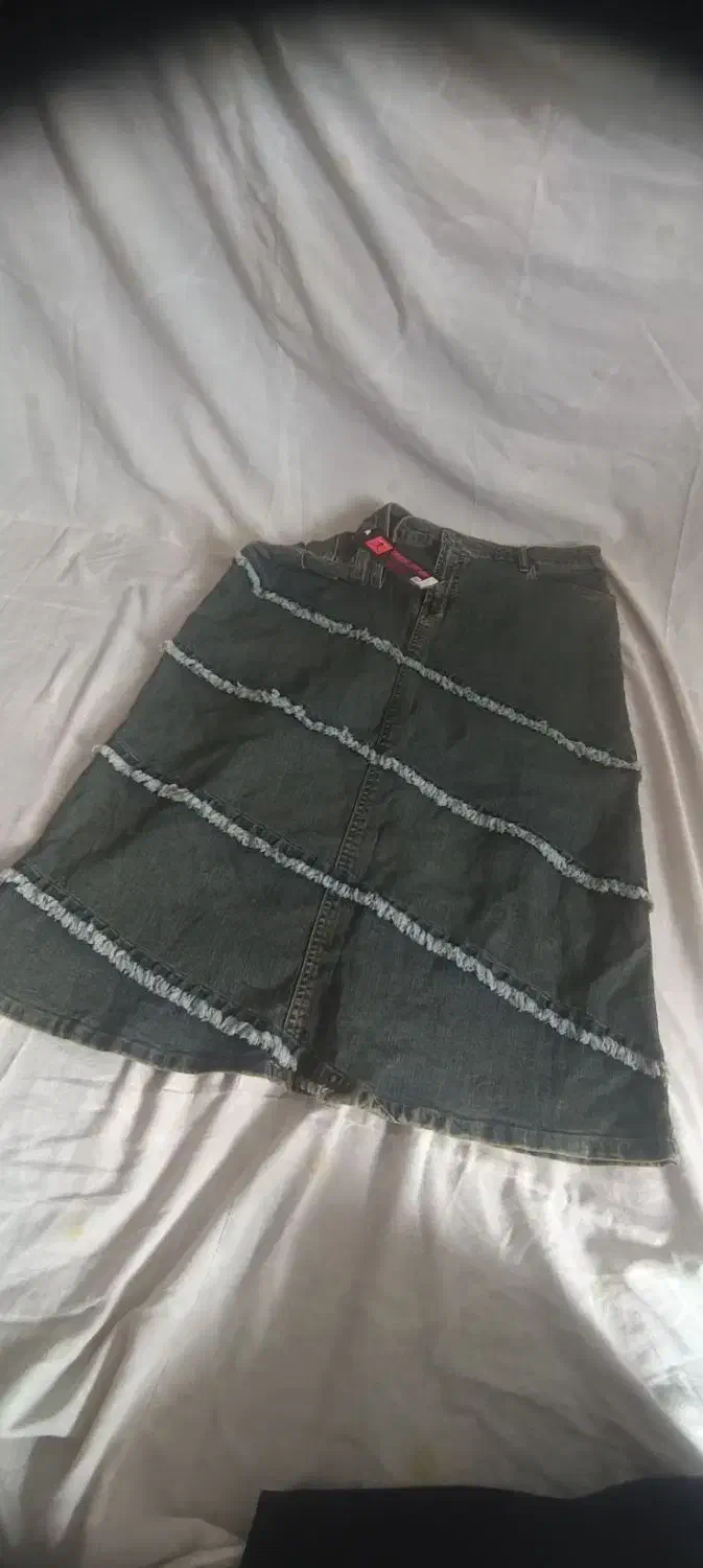 دامن لی|لباس|جهرم, |دیوار