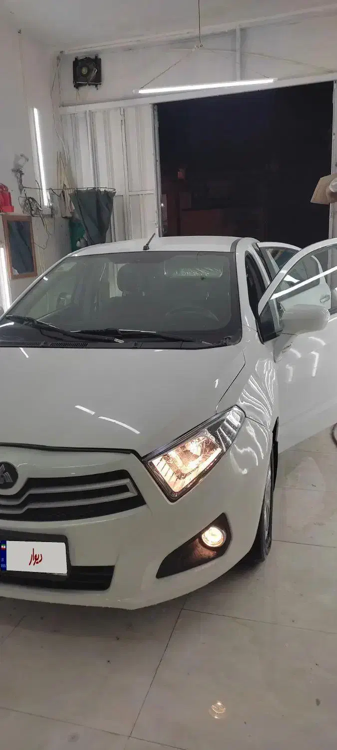 برلیانس h220 هاچ پک|خودرو سواری و وانت|خرمآباد, |دیوار