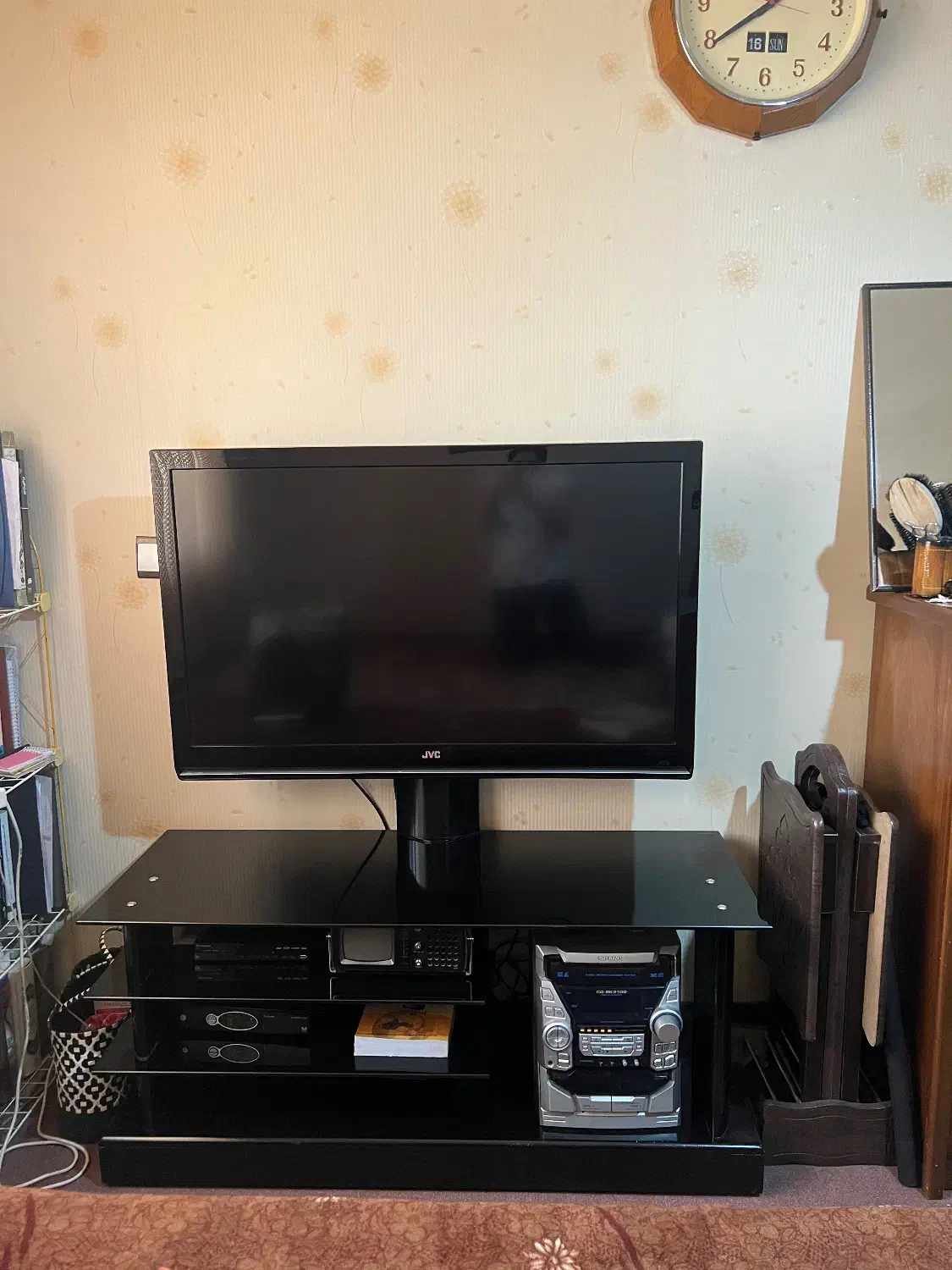 تلویزیون LCD ۴۳ اینج برند JVC|تلویزیون و پروژکتور|شاهرود, |دیوار