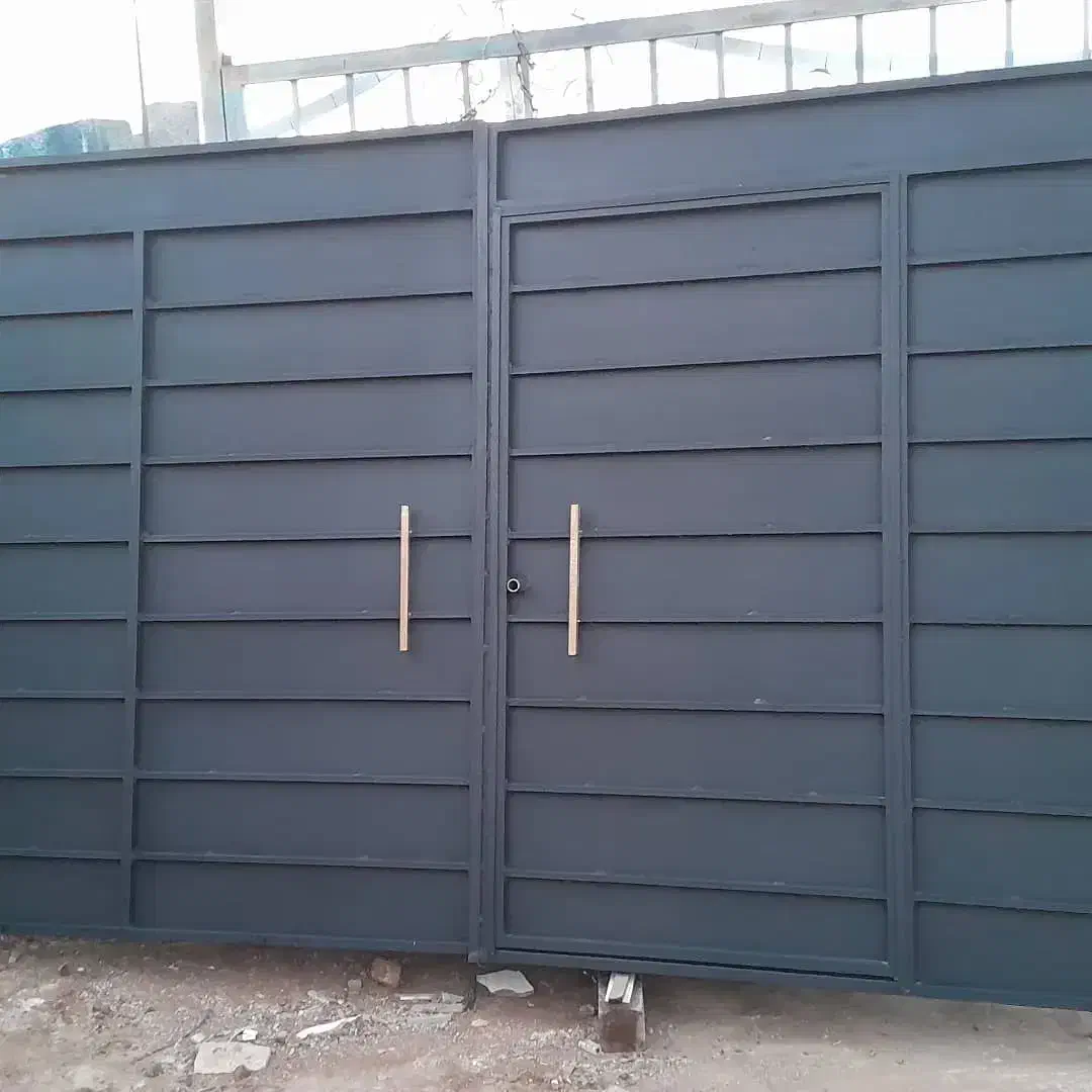 فروش انواع درب های حیاطی  سنگین قیمت مناسب|مصالح و تجهیزات ساختمان|نی‌ریز, |دیوار