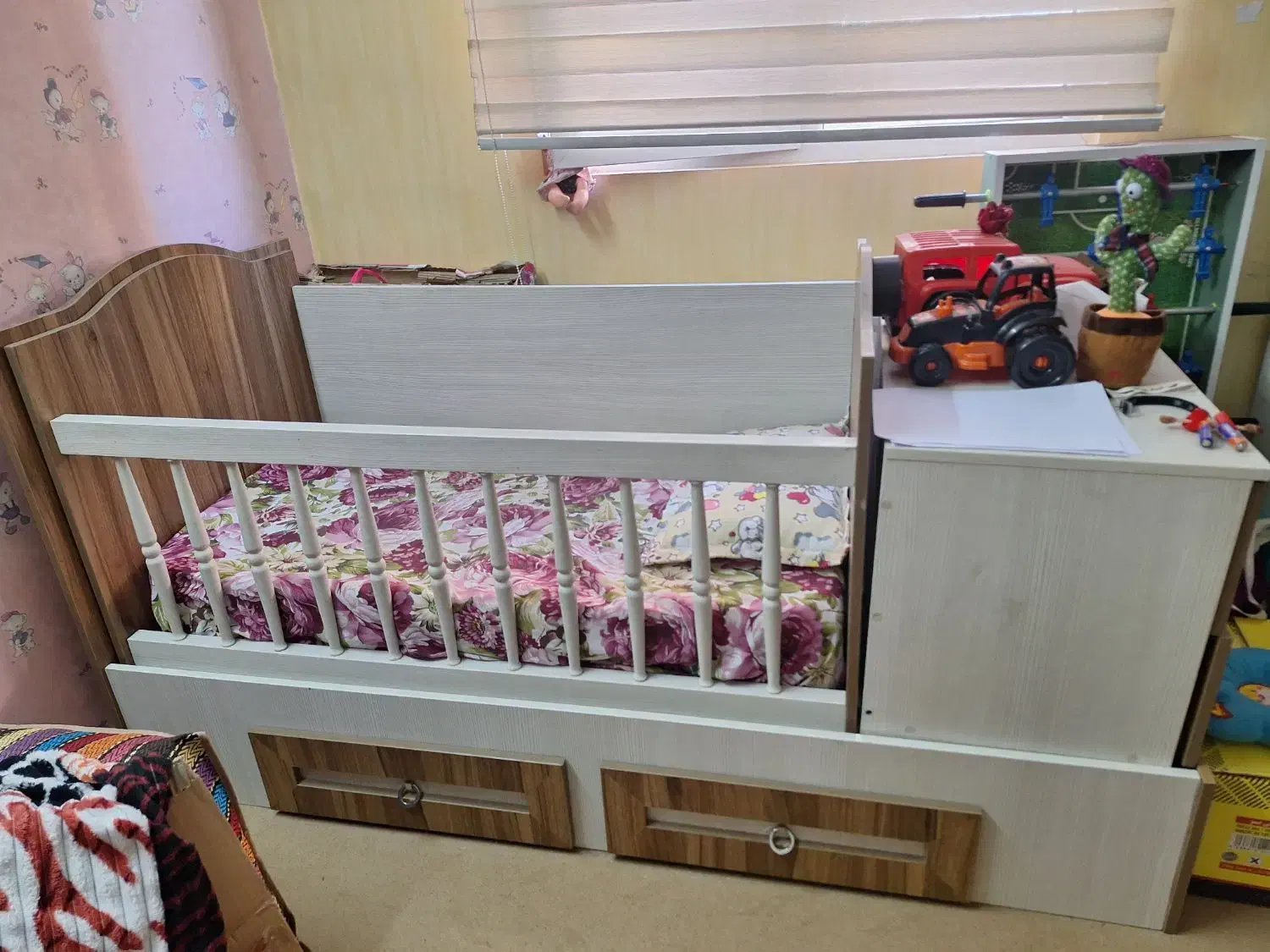 تخت خواب کودک ونوجوان شو|تخت و صندلی بچه|زنجان, |دیوار