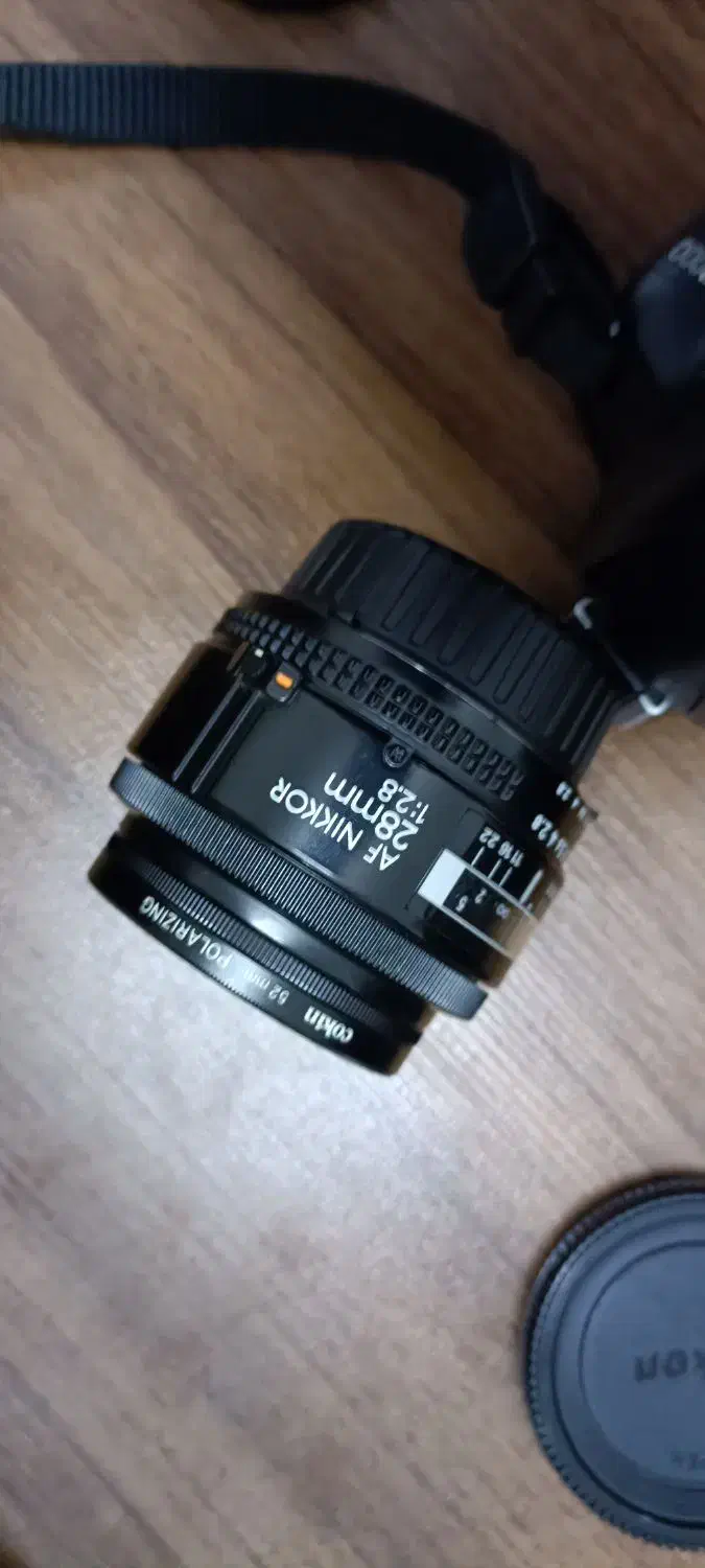 دوربین Nikon D3000 + لنز AF Nikkor 28mm f/2.8|دوربین عکاسی و فیلمبرداری|رشت, سعدی (تختی)|دیوار