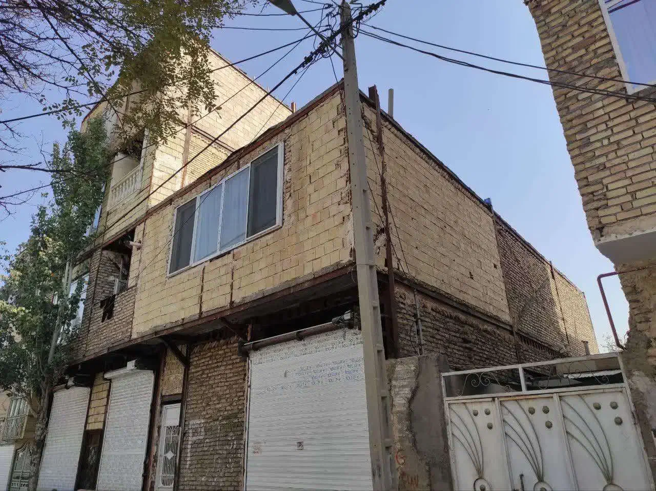 هوایی 120 متر طبقه دوم|فروش آپارتمان|مشهد, بهمن|دیوار