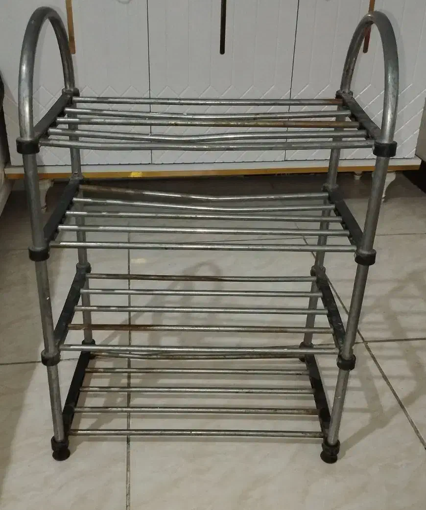 جاکفشی|جاکفشی، کمد، دراور|قدس, شهر‌قدس|دیوار