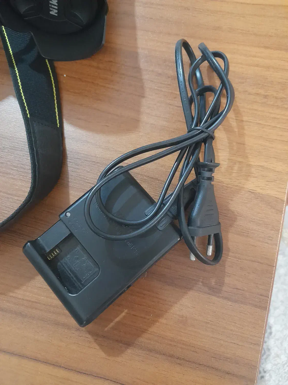 دوربین نیکون d7200 لنز ۱۸.۱۴۰باتری کیف شارژر هولدر|دوربین عکاسی و فیلمبرداری|گرگان, |دیوار