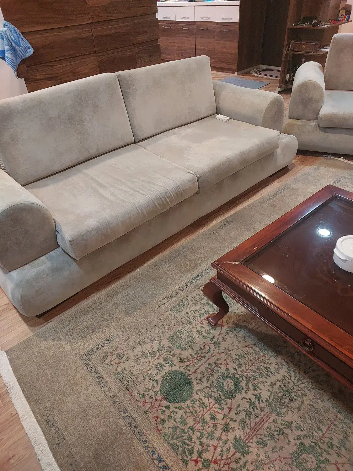 مبل ترک ۸ نفره  و ساعت ایستاده با چوب راشا  و بوفه|مبلمان خانگی و میز عسلی|چمران, |دیوار