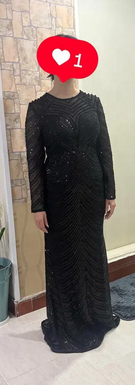 لباس مجلسی|لباس|اندیشه, اندیشه فاز ۱|دیوار