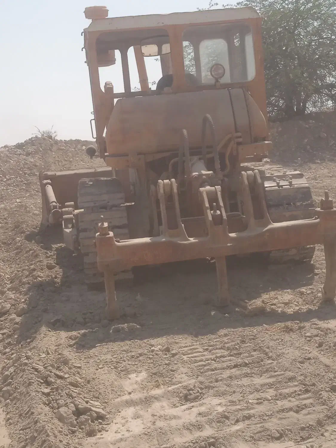 بلدوزر 60 کوماتسو|خودرو سنگین|بندرعباس, |دیوار