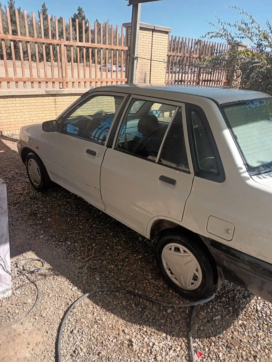 پراید مدل ۸۳|خودرو سواری و وانت|زاهدان, |دیوار