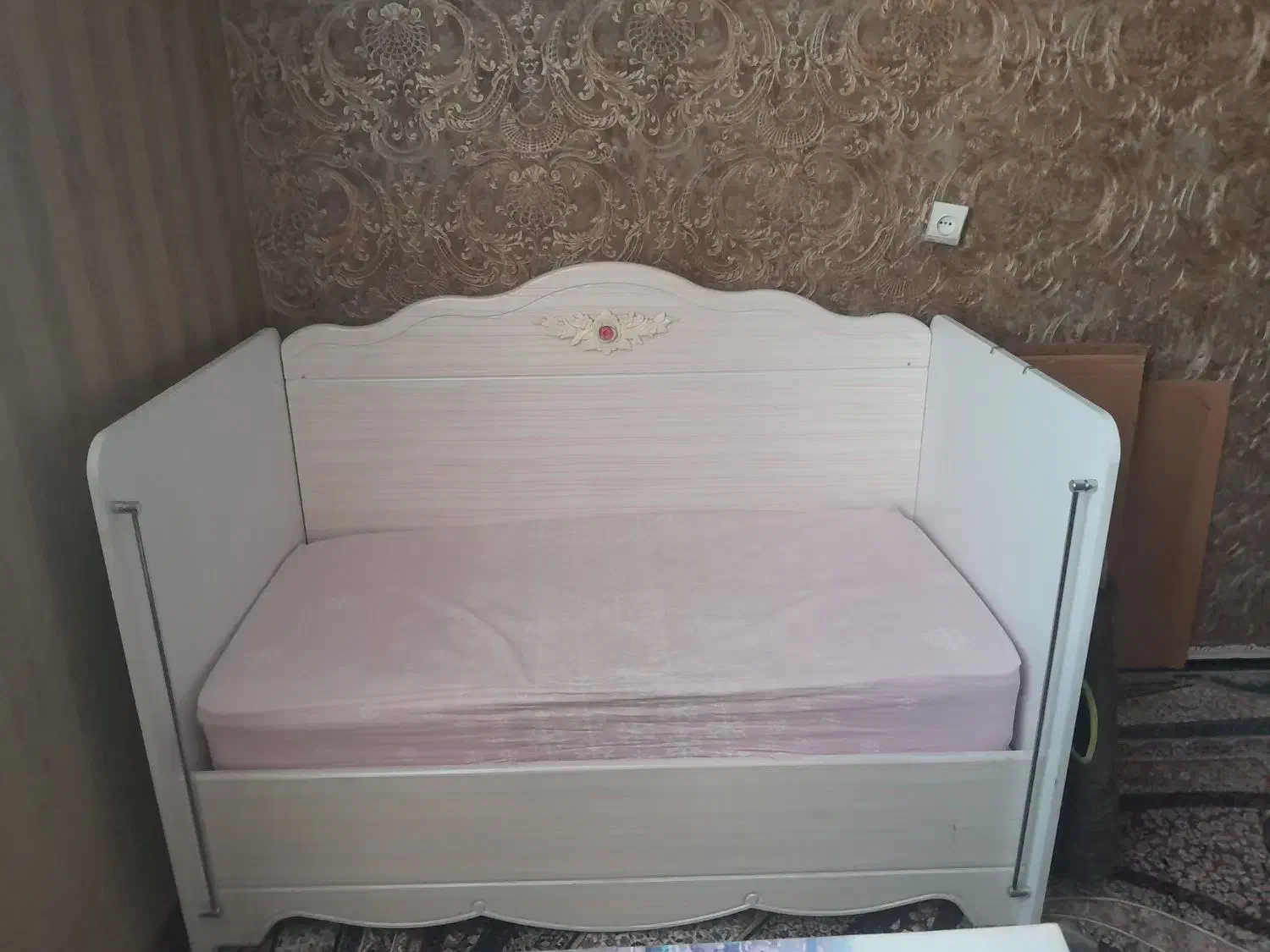 تختخواب|تخت و صندلی بچه|کرمانشاه, |دیوار