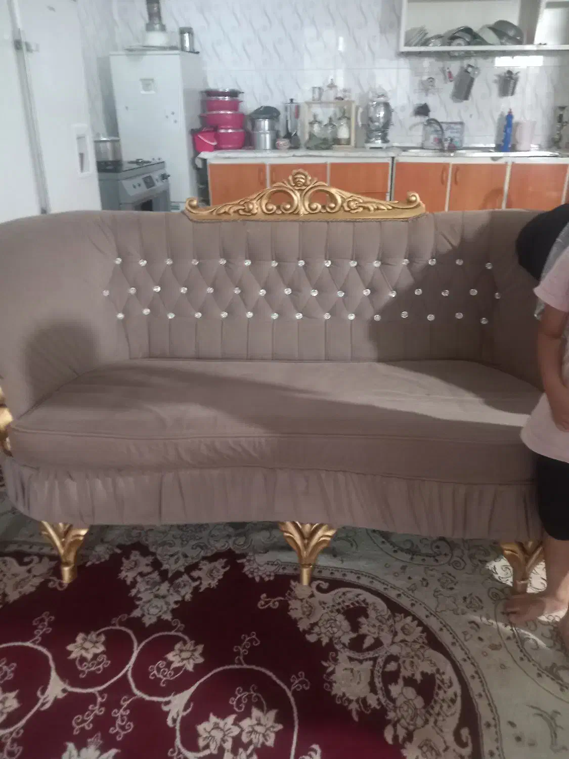 مبل شزلون شش نفره|مبلمان خانگی و میز عسلی|تربتحیدریه, حسنی بالا|دیوار