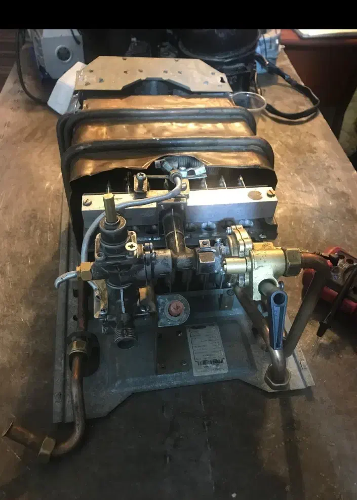 تعمیر ،نصب ،کارشناسی آبگرمکن های بوتان|آبگرمکن، پکیج، شوفاژ|تهران, نیروی هوایی (پیروزی)|دیوار