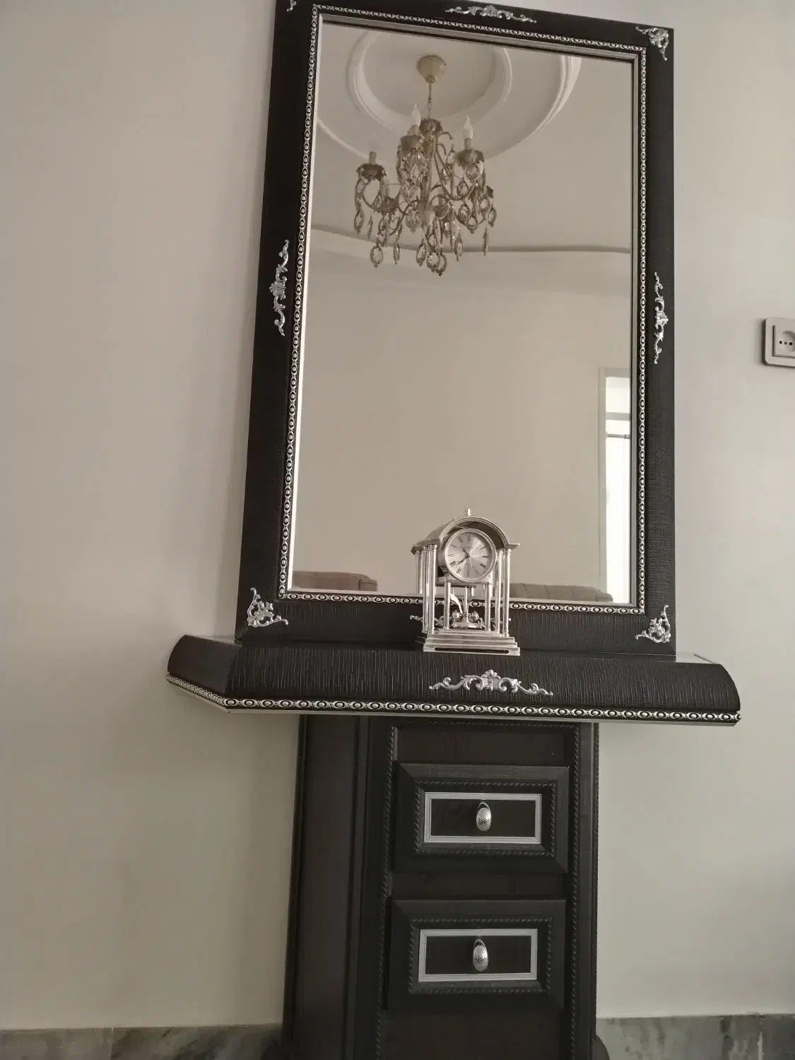 آینه و کنسول|بوفه، ویترین، کنسول|دامغان, |دیوار