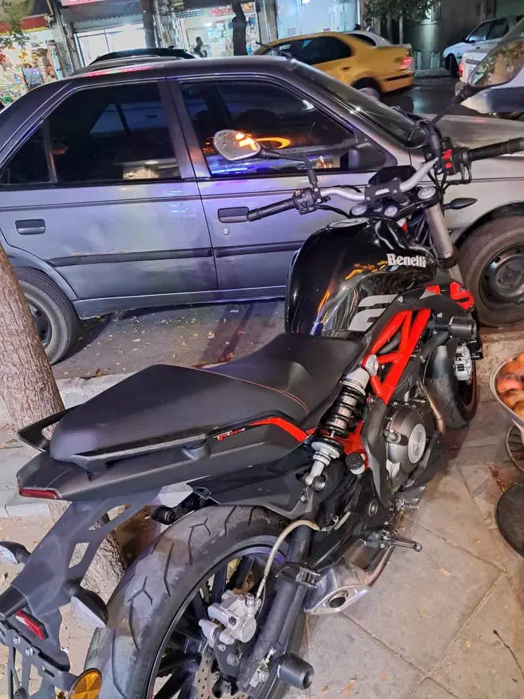 بنلی ۳۰۰نیوفیس|موتورسیکلت|قزوین, |دیوار