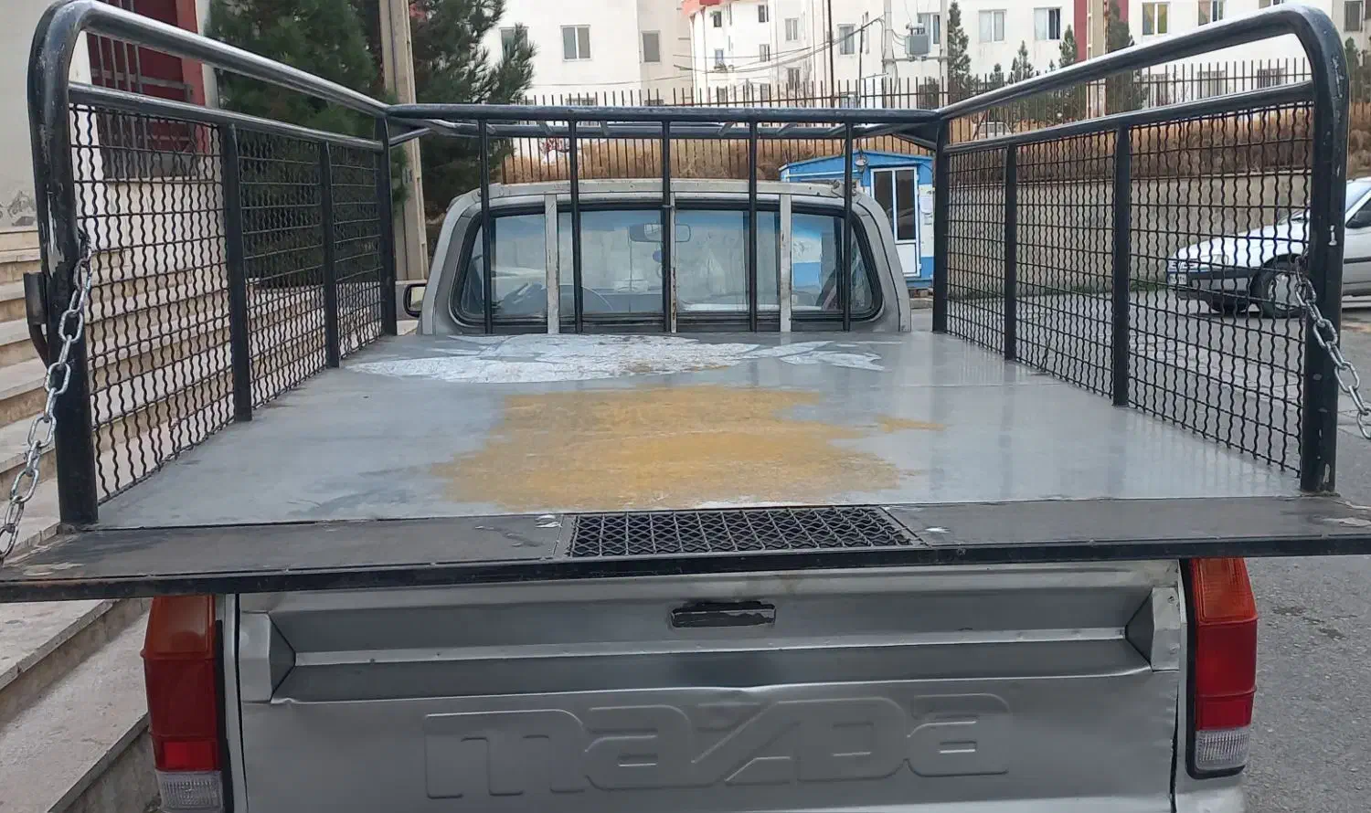 حمل بار با وانت مزدا کفی مبلی در کیانمهر|خدمات حمل و نقل|چهارباغ, |دیوار