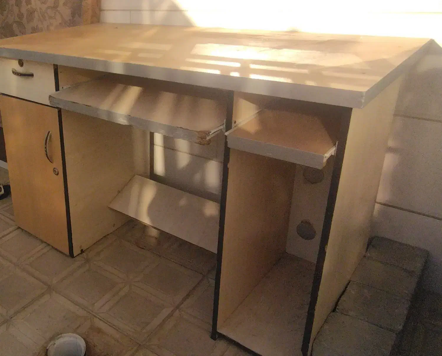 میز کامپیوتر|میز تحریر و کامپیوتر|چناران, |دیوار