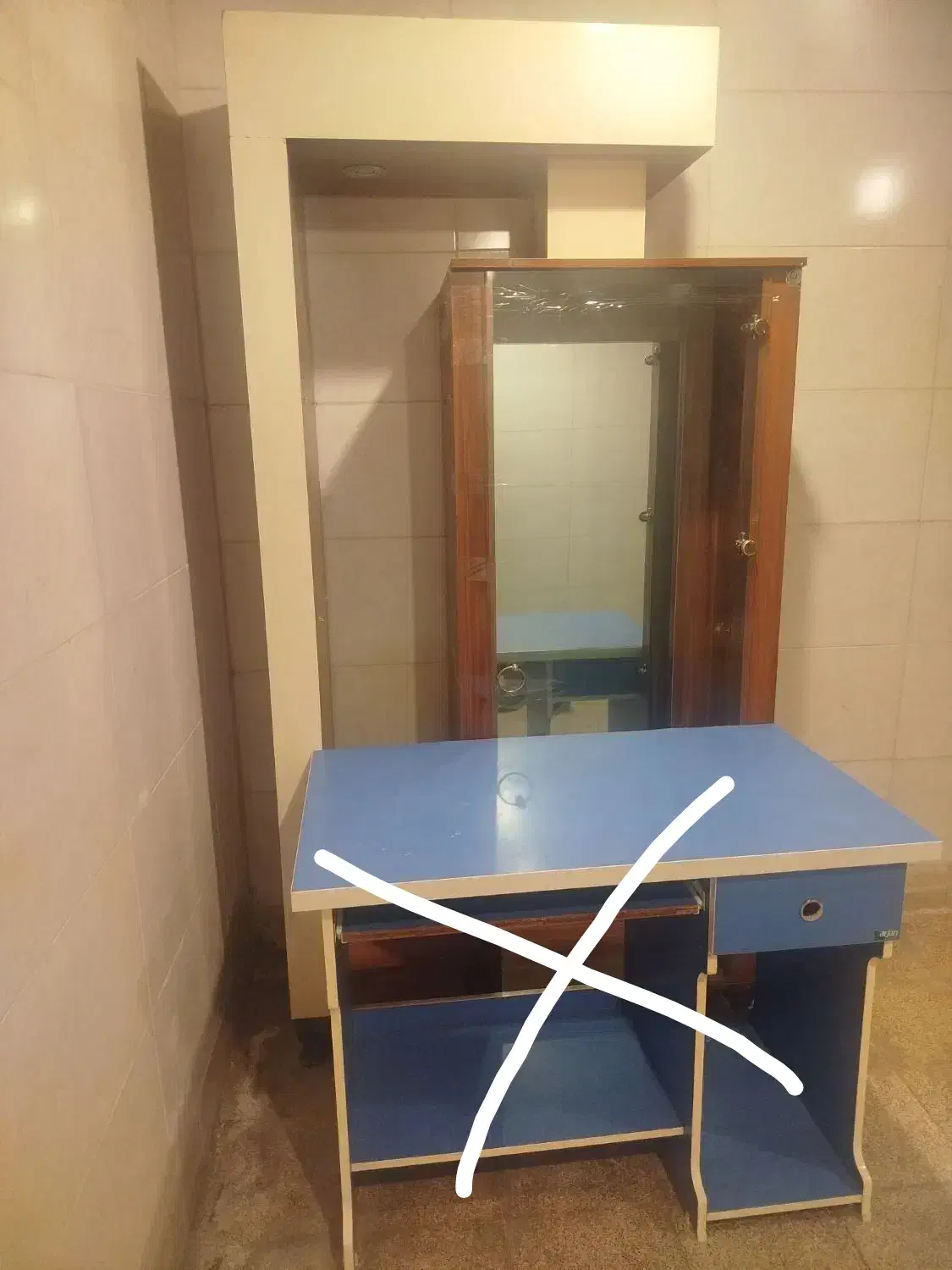 بوفه و میز کامپیوتر|بوفه، ویترین، کنسول|شیروان (خراسان), |دیوار