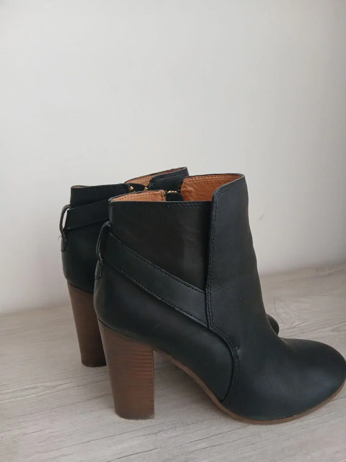 بوت پاشنه دار چرم اصل|کیف، کفش، کمربند|زنجان, |دیوار