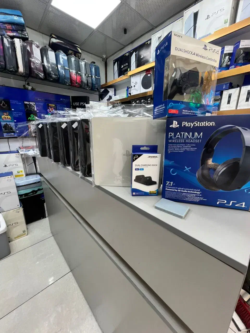 جشواره فروشگاهی دستگاه های ps4 بدون خطو خش|کنسول، بازی ویدئویی و آنلاین|تهران, فلسطین (میدان انقلاب)|دیوار