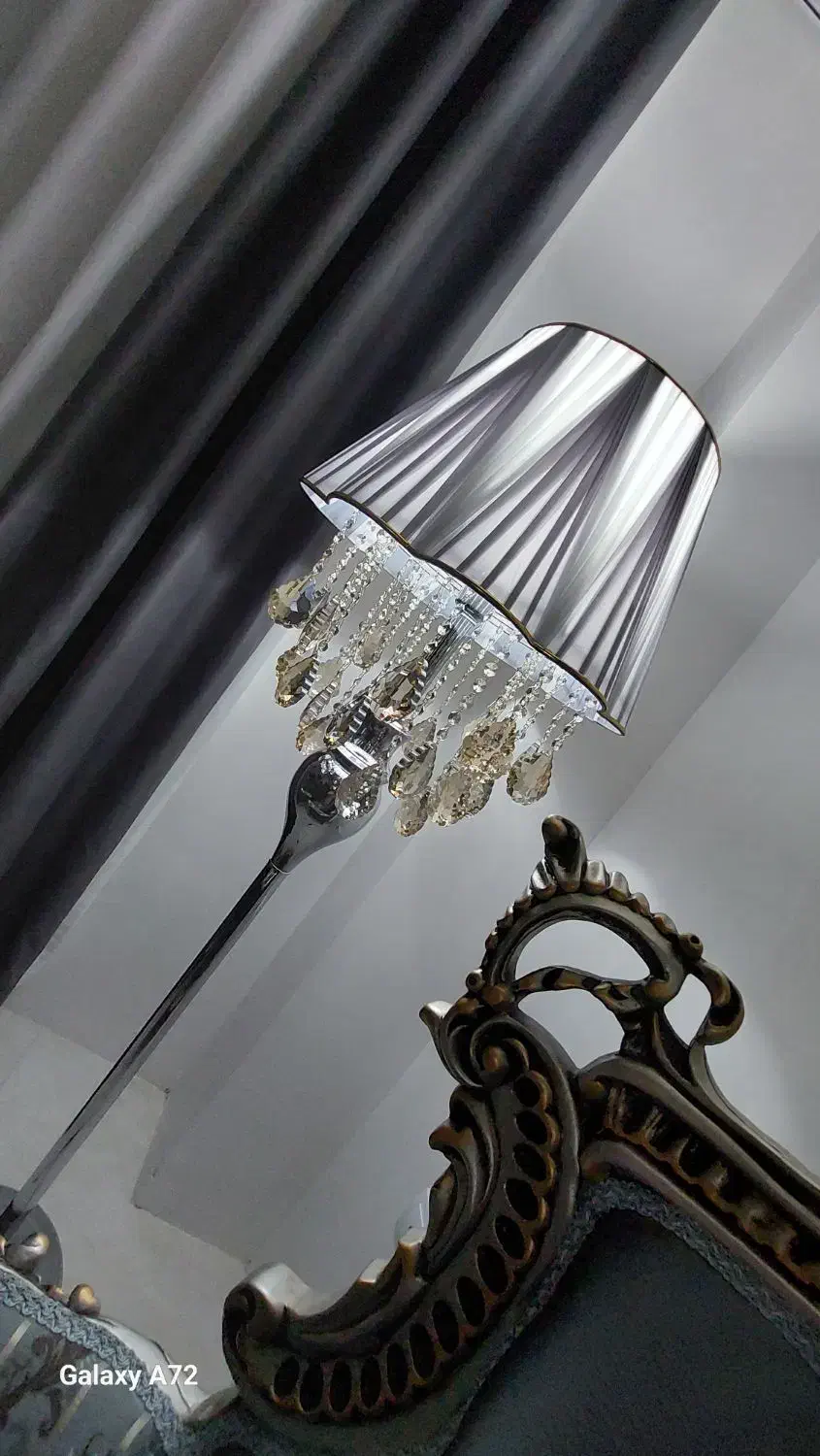 آباژور کنار سالنی|چراغ خواب و آباژور|محمدیه-قزوین, |دیوار