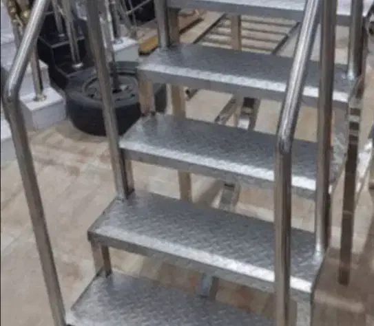 جوشکار سیار ارگون برق و ماشینهای راهسازی ولوله کشی|خدمات پیشه و مهارت|صدرا-فارس, فاز ۱|دیوار