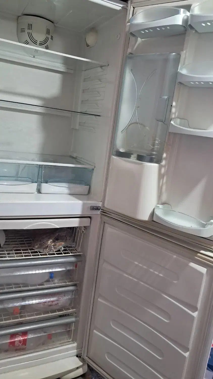 یخچال فریزر نیکسان دارای دوآبسرد کن|یخچال و فریزر|نسیمشهر, |دیوار