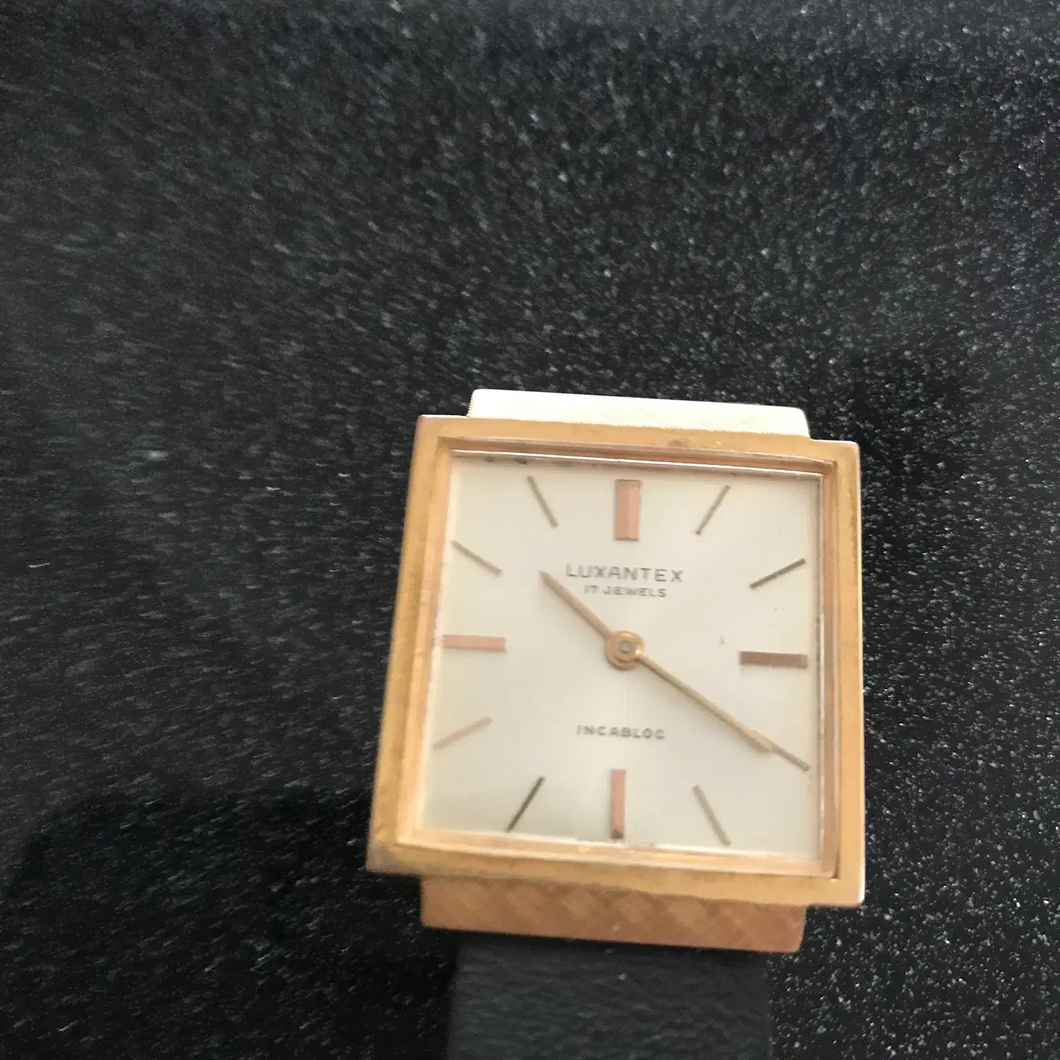 ساعت قدیمی سویسی در حد نو کوکی|ساعت|کرج, فاز ۳ مهرشهر|دیوار