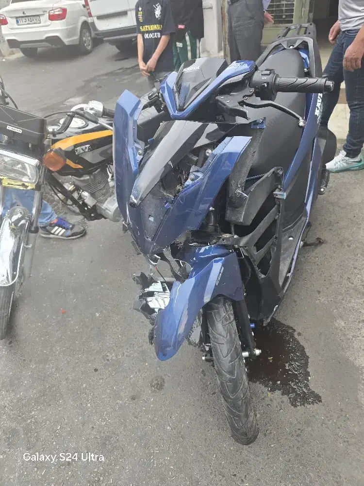 کیلیک تصادفی|موتورسیکلت|قدس, شهر‌قدس|دیوار