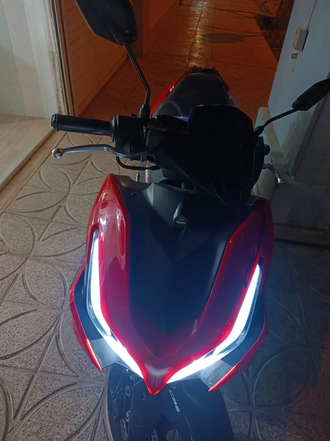 ایروکس گلکسی مدل1402|موتورسیکلت|شاهینشهر, خانه کارگر|دیوار