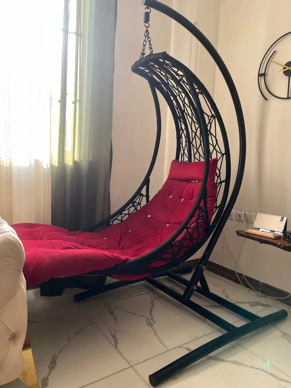 تاب ریلکسی|مبلمان خانگی و میز عسلی|لاهیجان, کوی خزر|دیوار