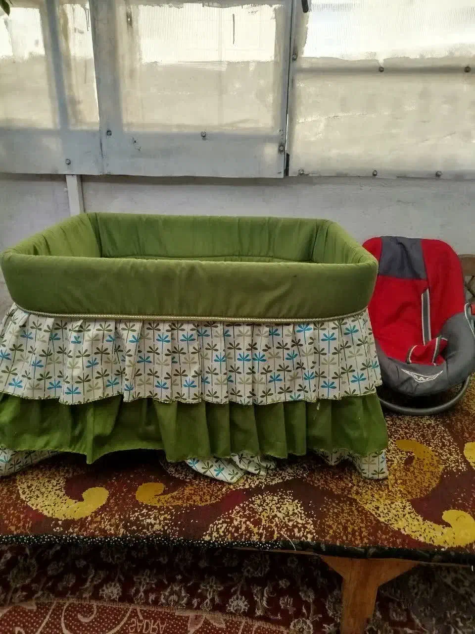 گهواره وکریر|تخت و سرویس خواب|شهریار, شهرک شاهد|دیوار