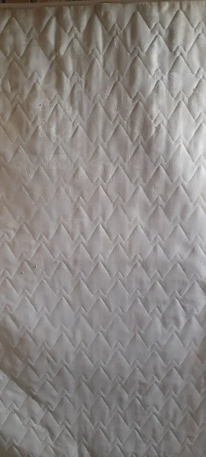 تخت خواب و تشک دو نفره|تخت و سرویس خواب|نی‌ریز, |دیوار