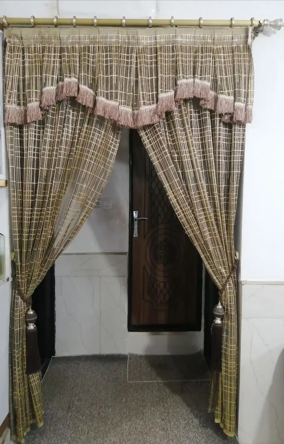 پرده|پرده، رانر، رومیزی|نیشابور, بنیاد شهید|دیوار