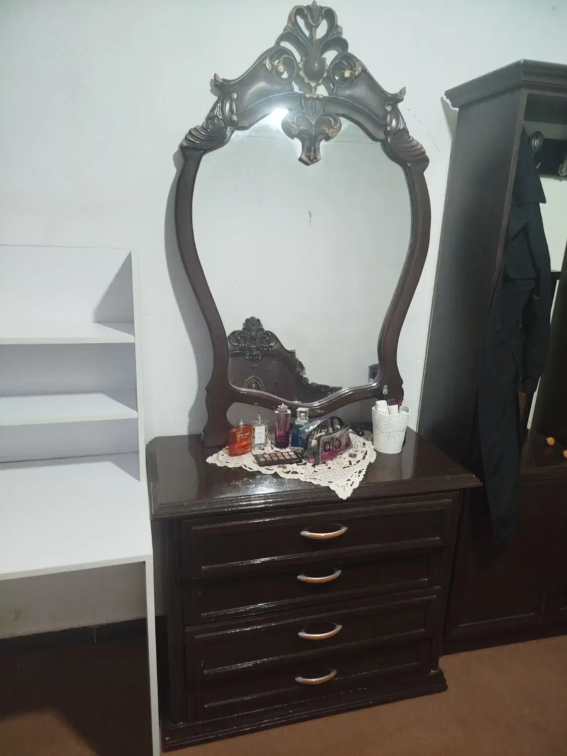 آینه رو میزی|مبلمان خانگی و میز عسلی|میاندوآب, |دیوار