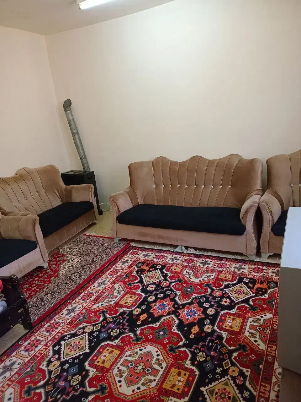 اجاره خانه شبانه روزی|اجارهٔ کوتاه‌مدت آپارتمان و سوئیت|رشت, هلال احمر|دیوار