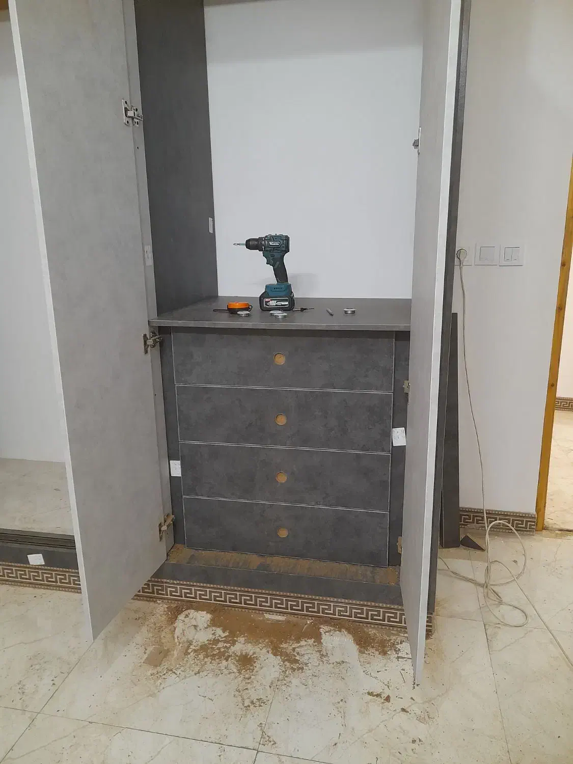 خدمات و تعمیرات کابینت آشپزخانه|خدمات پیشه و مهارت|بابل, |دیوار