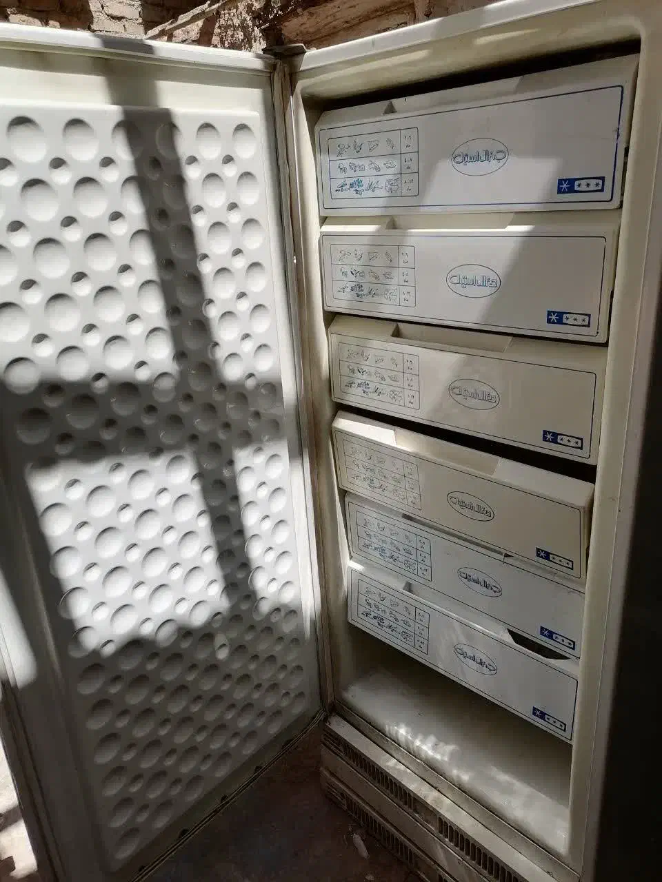 فریزر ایران پویا خوب و سالم|یخچال و فریزر|یزد, |دیوار